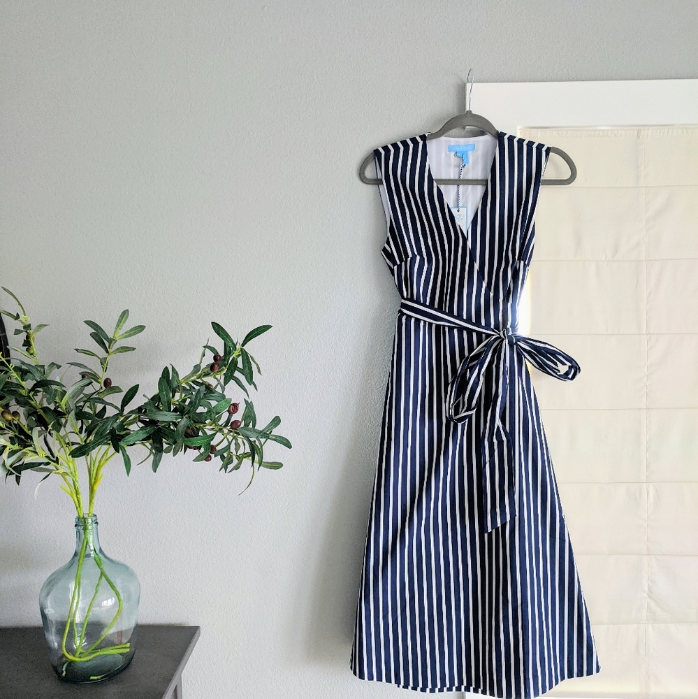 Draper James Miranda Navy Vertical Stripes Stretch Wrap Dress 4 NWT - Picture 3 of 6